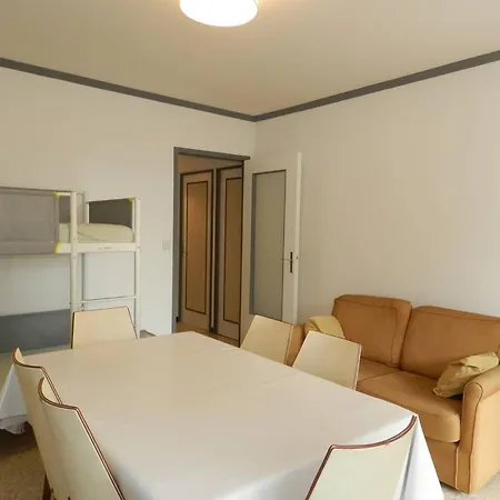 T2 Avec Jardin, Terrasse Et Parking A - Fr-1-251-744